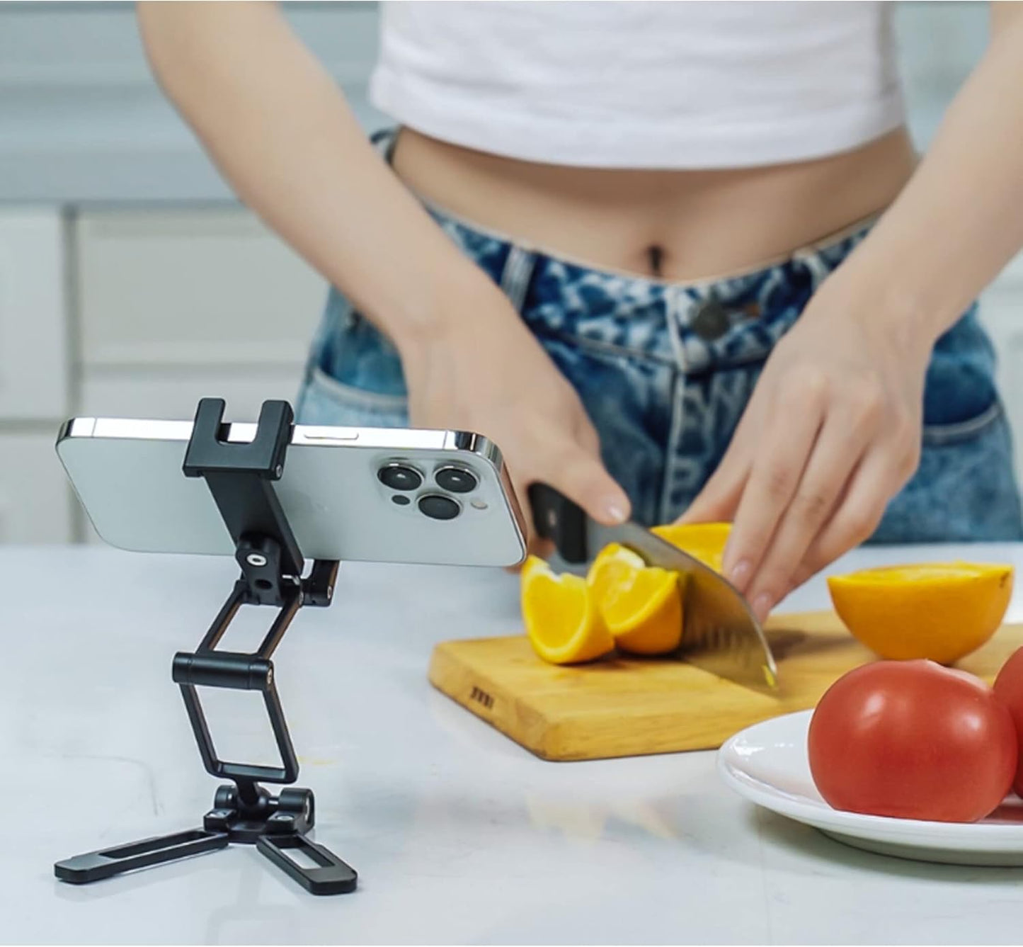 LEOFOTO PS-4 Silver Ultra Compact & Lightweight Smartphone Clamp / Holder / Video / Selfie Stand / Easel Arca / RRS Compatible