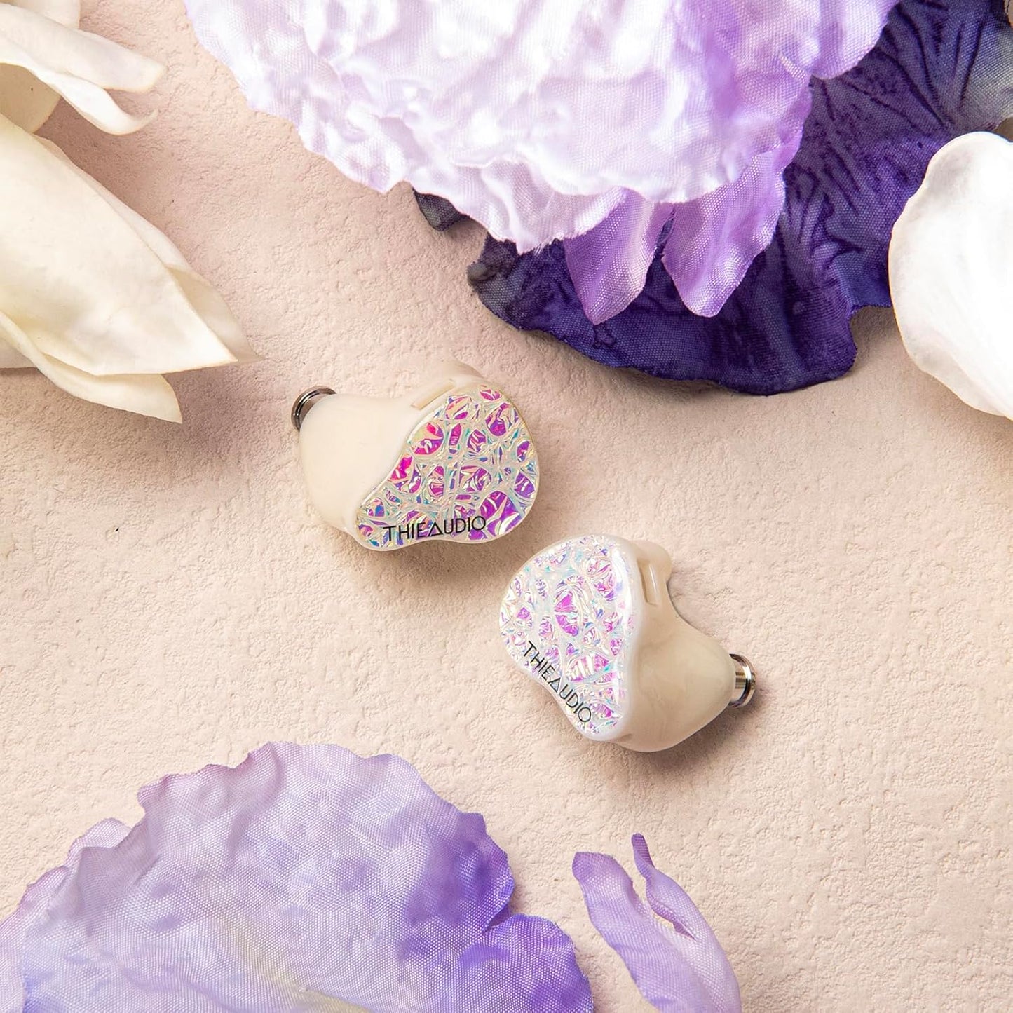 Linsoul THIEAUDIO Hype 4 2DD+4BA in Ear Monitor, HiFi IEM Earphones with Tonal Balance, Latest Sonion Driver, Detachable Silver-Plated OCC Cable for Audiophile Musician Professionals (White)